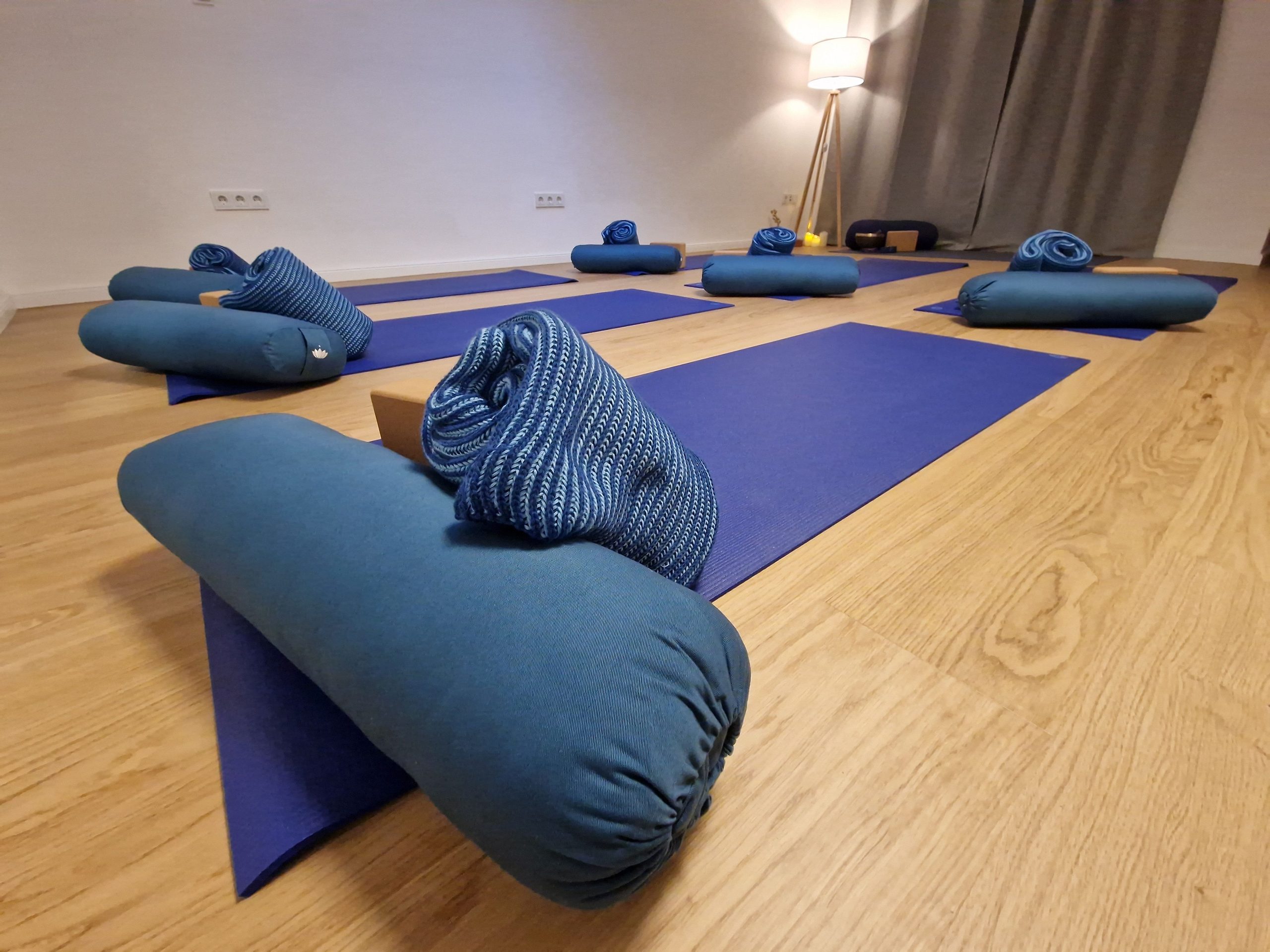 Yoga-Props im mufabmo Studio